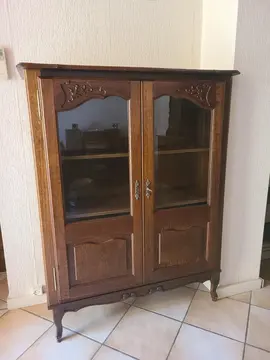 petit vaisselier ou bibliothèque