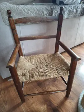 Chaise enfant bois et paille années 80