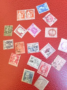 lot unique timbres anciens 9/05