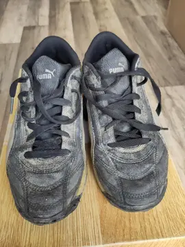 Chaussures de foot Puma T.42