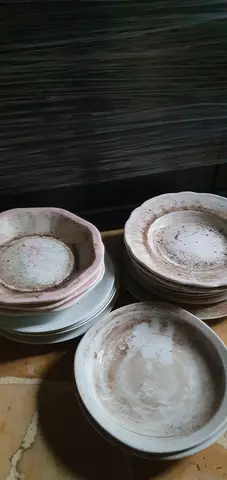 lots de divers assiettes