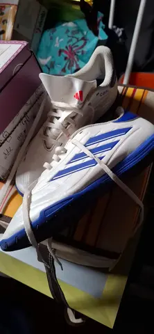 Chaussures foot salle
