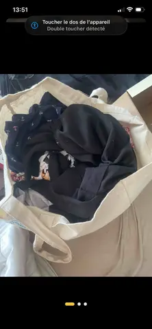 lit vêtements taille S
