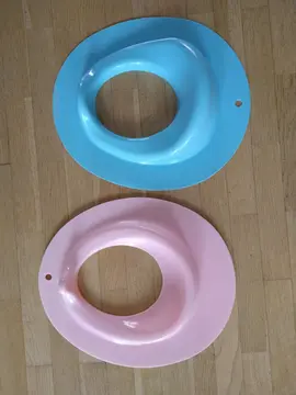 2 réducteurs WC enfants