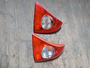 feux arrière clio 2