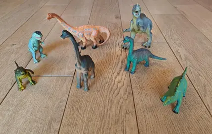 Lot de dinosaures jouet plastique