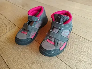 Chaussures randonnée taille 28-30