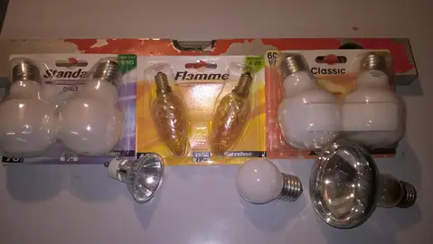 Ampoules et prises