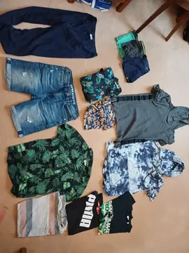 lot de vêtements 10-12ans