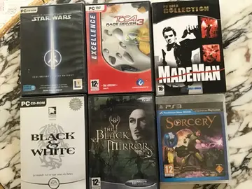 Lot de 21 jeux vidéo (console et PC)