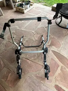 Porte vélos pour voiture