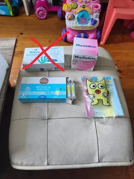 Bonjour, je donne un lot de produits bébé et 3 marionnettes de doigt