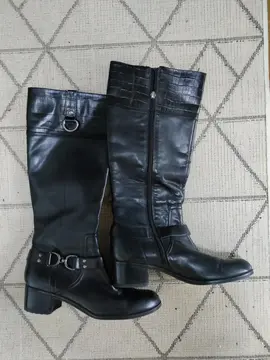 Bottes cuir noir taille 38/39