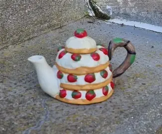 Petite théière gâteau crème