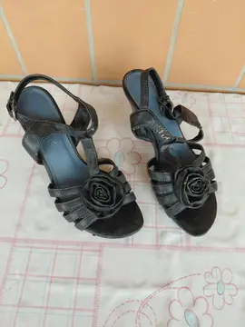 Nu-pieds noir Marco Tozzi