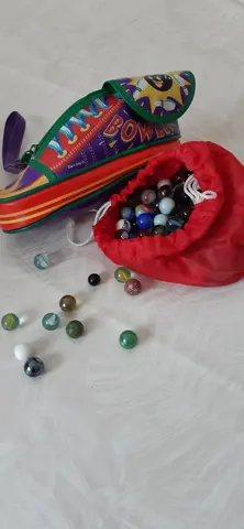 sac de billes et trousse de rangement