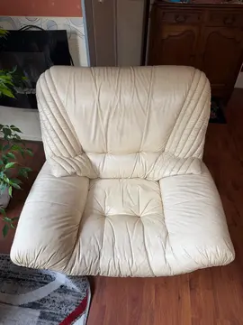 Don de deux fauteuils à venir récupérer sur place