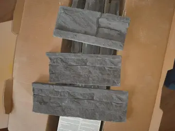2 boîtes de parement anthracite
