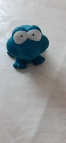 petite grenouille bleu