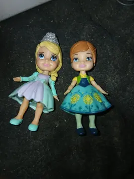 mini Elsa et anna