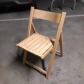 Chaise pliante en bois