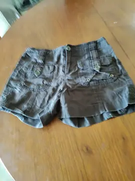 short femme 3 suisse t 38