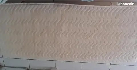 matelas acheté chez OX literie 80x200
