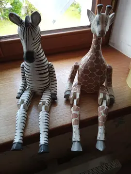 Zèbre et girafe en bois articulés