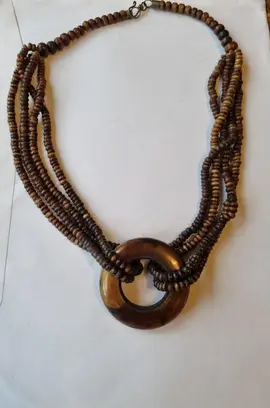 Collier bois