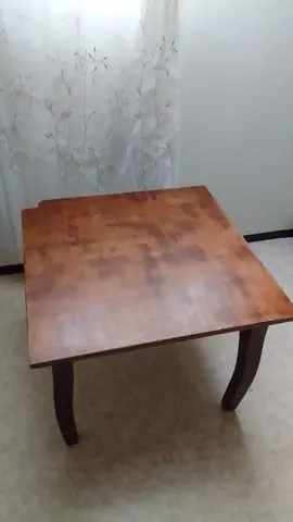 Table en bois