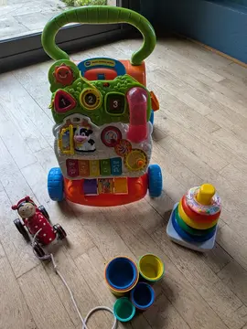 Jouet enfants bébé - Trotteur