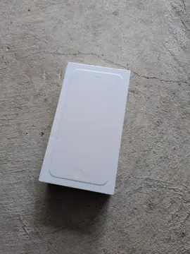 boîte pour iPhone 6 plus non complète