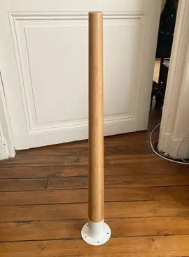 Pied IKEA table/bureau
