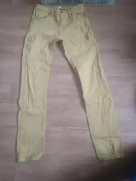 jeans moutarde Gocco 15/16ans