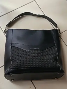 grand sac à main avec anse abîmée