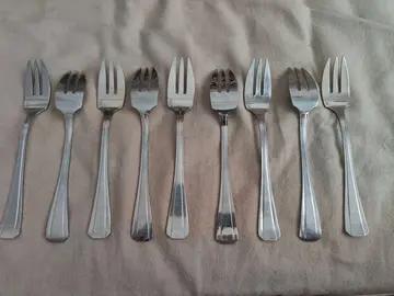 lot de fourchettes à dessert