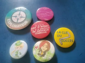 badges