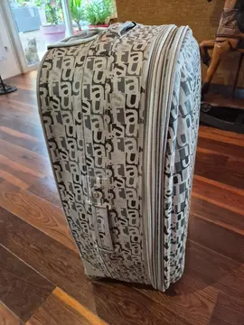 Grande valise à roulettes
