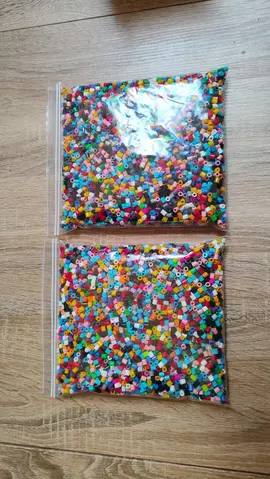 perles HAMA + plaques