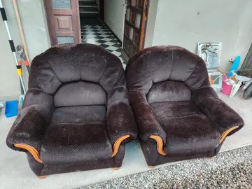 Donne 2 fauteuils de salon