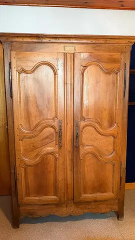 URGENT belle armoire ancienne traditionnelle