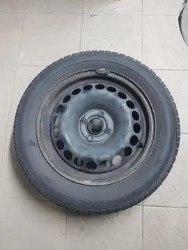 4 roues hiver Dunlop 185/65/R15