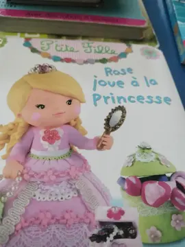 rose joue à la princesse