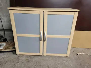 petit meuble etat moyen