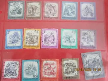 15 timbres oblitérés Autriche- sites touristiques