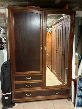 Armoire ancienne en bois