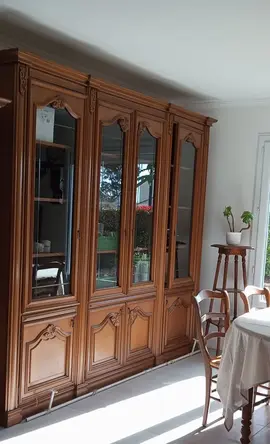 Buffet bois massif et verre