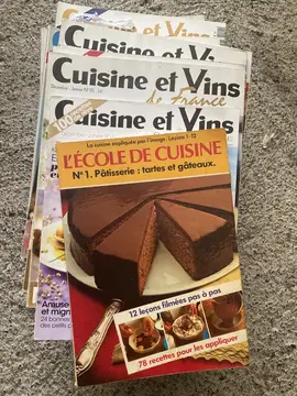 Nombreuses revues de cuisine