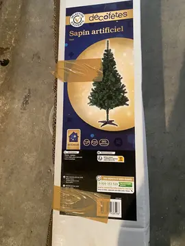 sapin de Noël artificiel