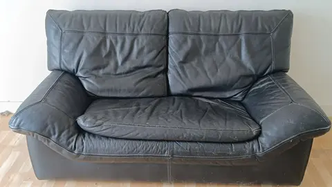 Canapé cuir noir Roche & Bobois très confortable